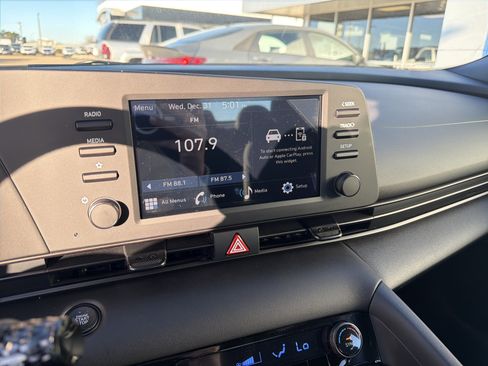 New 2026 Hyundai Elantra Sport image 15