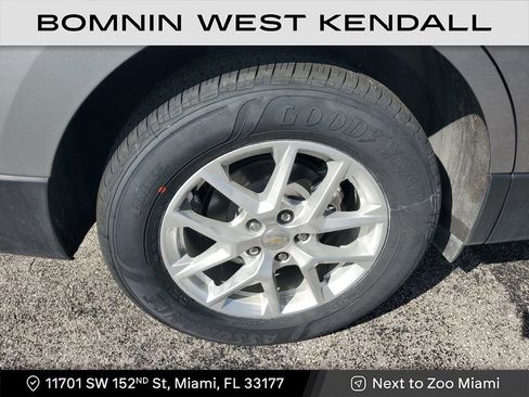 Used 2023 Chevrolet Equinox LS image 9