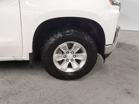 Used 2021 Chevrolet Silverado 1500 LT image 14