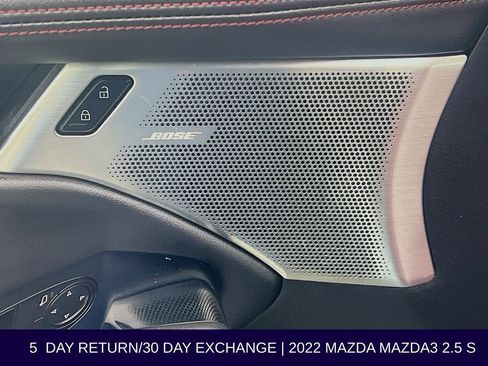 Used 2022 MAZDA MAZDA3 s image 26