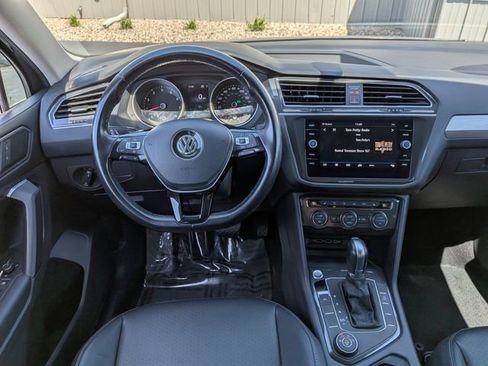 Used 2019 Volkswagen Tiguan SE AWD/4WD image 23