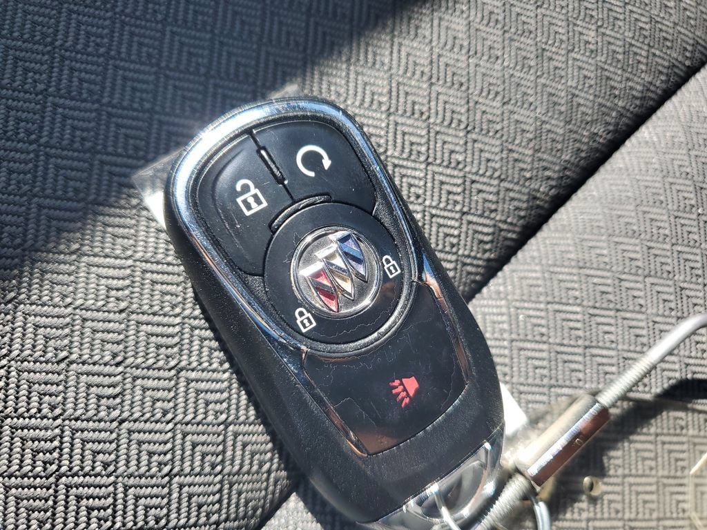 Used 2023 Buick Encore GX Preferred w/ Cold Weather Comfort Package AWD/4WD image 23