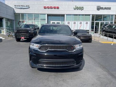 Certified 2023 Dodge Durango SXT w/ Trailer Tow Group IV AWD/4WD image 2