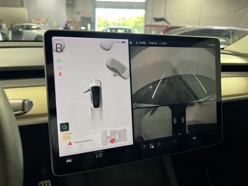 Used 2022 Tesla Model Y Performance AWD/4WD image 19