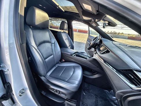 Used 2022 Buick Enclave Essence w/ Experience Buick Package image 20