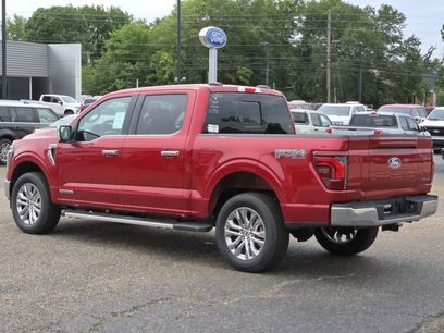 New 2025 Ford F150 Lariat w/ Equipment Group 501A Mid