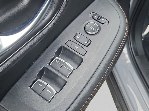 Certified 2024 Honda HR-V Sport image 23