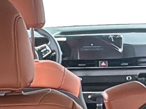 New 2026 Kia Carnival EX FWD image 18