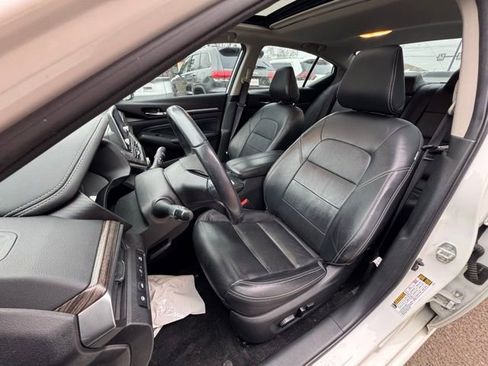 Used 2019 Nissan Altima 2.5 Platinum image 9