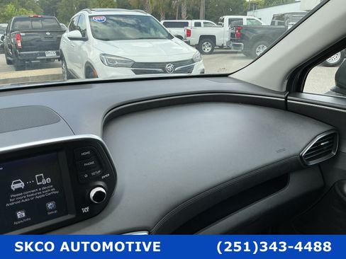 Used 2019 Hyundai Santa Fe SE FWD image 24