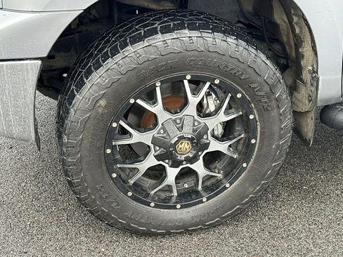 Used 2010 Toyota Tundra Limited image 44