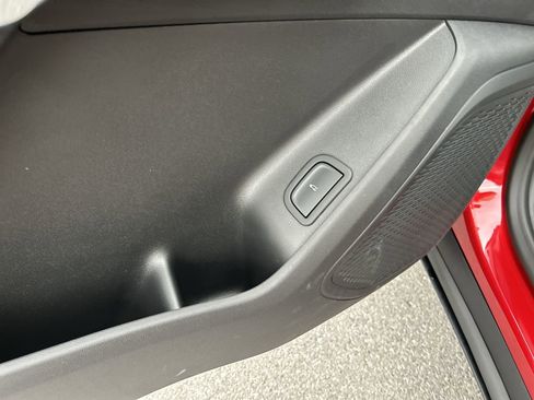 New 2026 Chevrolet Traverse LT w/ Driver Confidence Package image 23