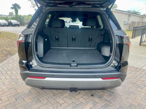 Used 2026 Chevrolet Equinox LT FWD image 5