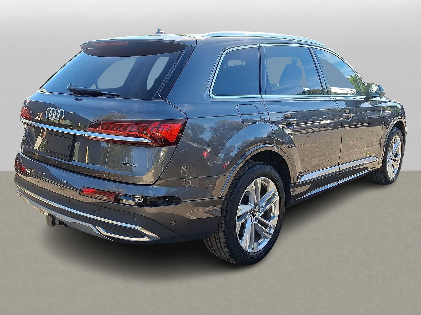 Used 2023 Audi Q7 2.0T Premium w/ Convenience Package AWD/4WD image 31
