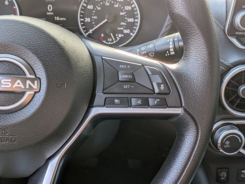 Used 2024 Nissan Sentra SV image 16