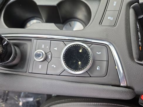 Used 2024 Cadillac XT6 Premium Luxury AWD/4WD image 26