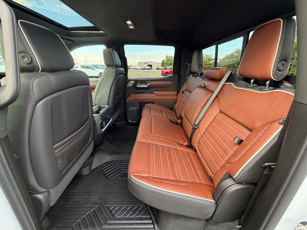 Used 2026 GMC Sierra 1500 Denali Ultimate AWD/4WD image 7