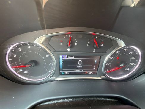 Used 2019 GMC Acadia SLT AWD/4WD image 16