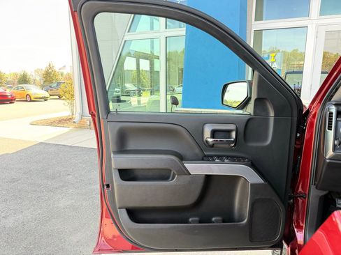 Used 2018 Chevrolet Silverado 1500 LT w/ All Star Edition AWD/4WD image 22