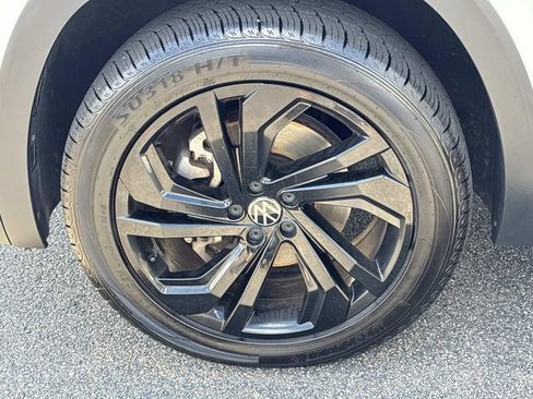Used 2023 Volkswagen Atlas SE AWD/4WD image 20