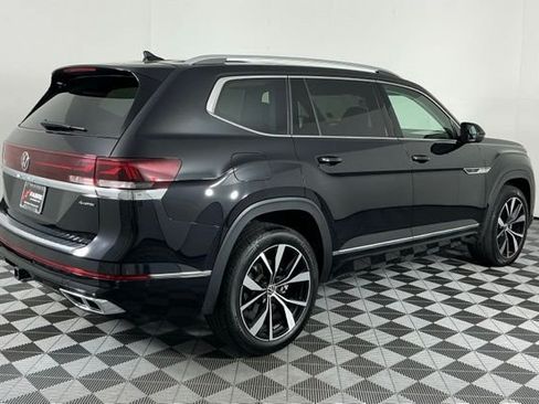 Used 2024 Volkswagen Atlas SEL Premium R-Line AWD/4WD image 7