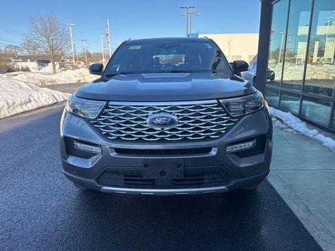Used 2022 Ford Explorer Platinum w/ Equipment Group 601A image 7