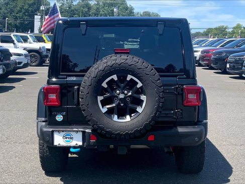 Used 2024 Jeep Wrangler Unlimited Rubicon 4xe AWD/4WD image 4