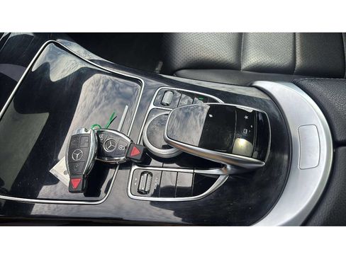 Used 2015 Mercedes-Benz C 300 4MATIC Sedan image 18