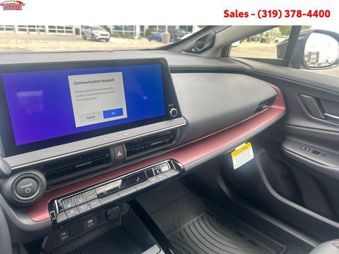 New 2026 Toyota Prius Plug-In Hybrid FWD image 13