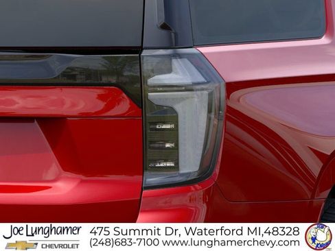 New 2026 Chevrolet Suburban RST AWD/4WD image 11