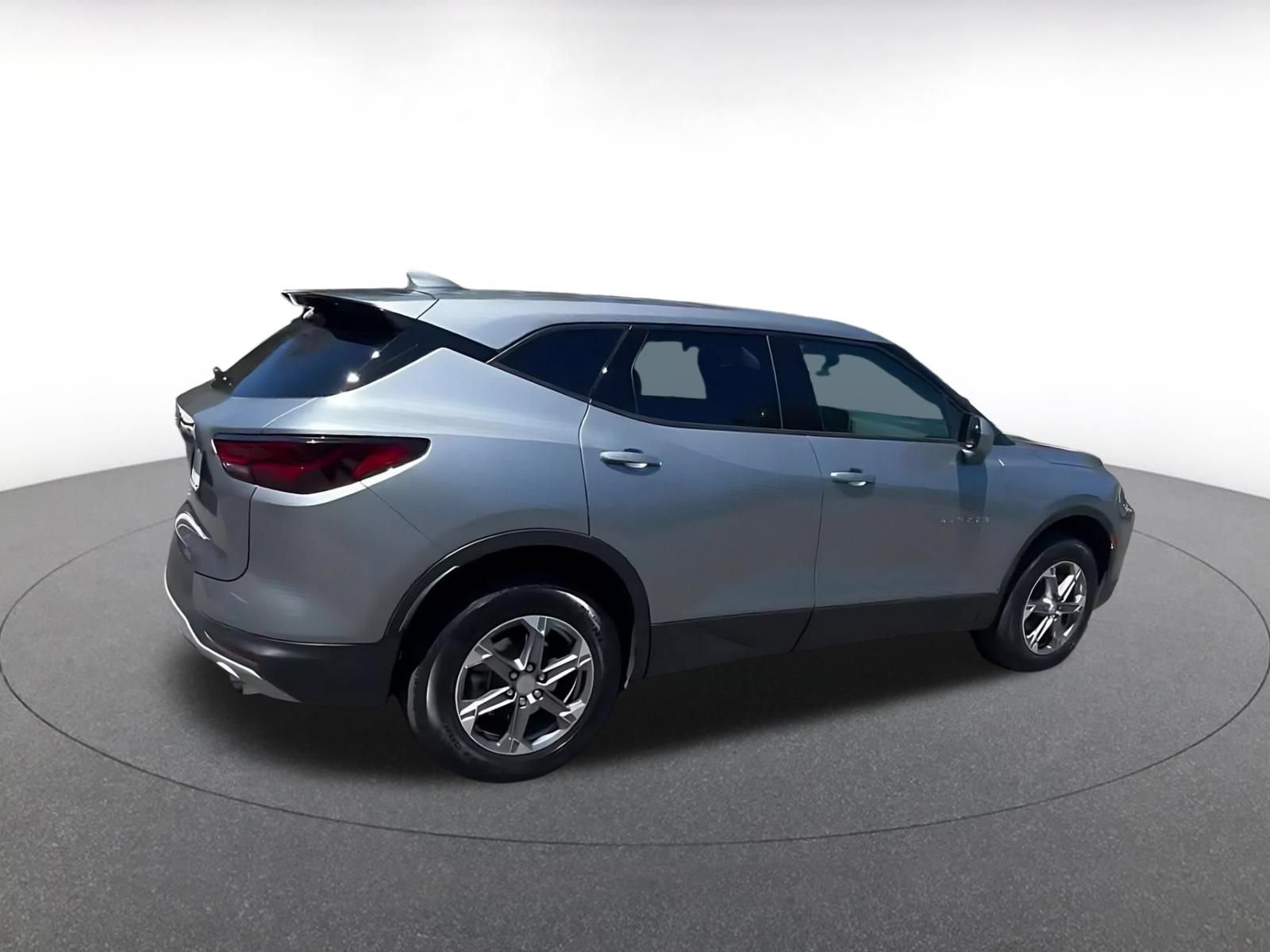 Used 2026 Chevrolet Blazer LT FWD image 14
