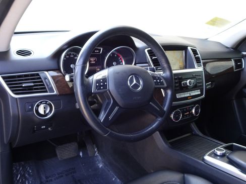 Used 2014 Mercedes-Benz ML 350 4MATIC 4dr ML 350 image 10