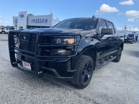 Used 2021 Chevrolet Silverado 1500 Custom Trail Boss w/ Safety Confidence Package image 8