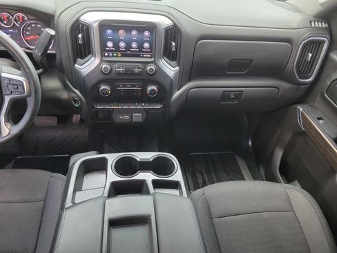 Used 2020 Chevrolet Silverado 1500 RST w/ RST Value Package RWD image 8