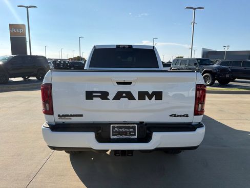 Used 2025 RAM 2500 Laramie w/ Night Edition AWD/4WD image 4