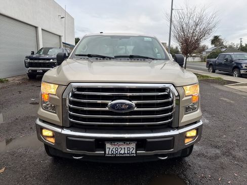 Used 2017 Ford F150 XLT w/ Equipment Group 302A Luxury image 8