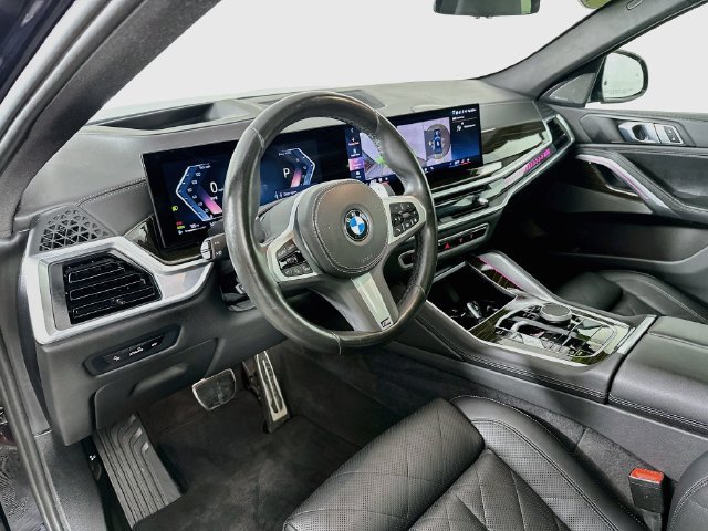 Used 2025 BMW X6 xDrive40i AWD/4WD image 3