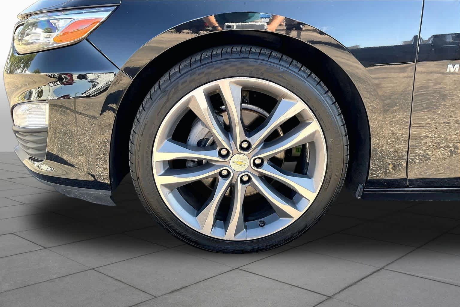 Used 2024 Chevrolet Malibu LT FWD image 11