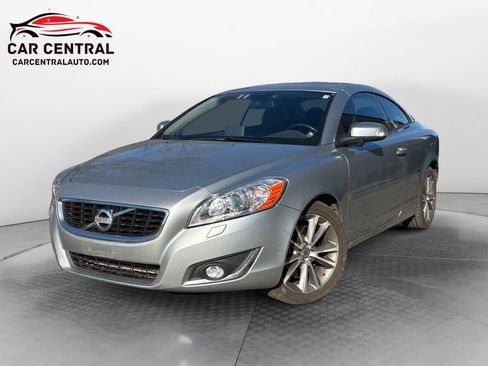 Used 2013 Volvo C70 T5 image 1