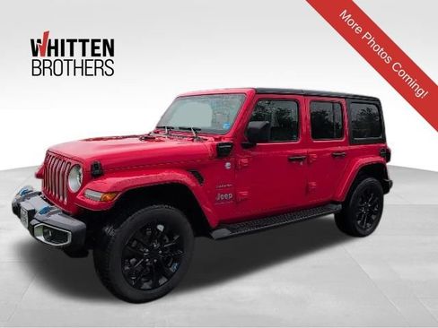 Used 2023 Jeep Wrangler Unlimited Sahara w/ Cold Weather Group AWD/4WD image 1