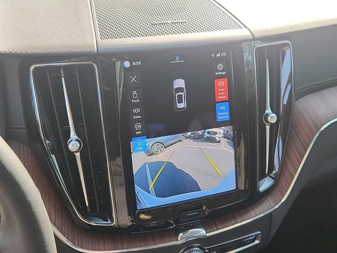Certified 2023 Volvo XC60 B5 Ultimate AWD/4WD image 16