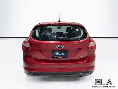 Used 2012 Ford Focus SE FWD image 31