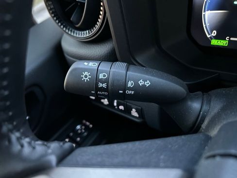 Used 2025 Toyota Land Cruiser image 22