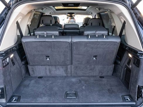 Used 2024 BMW X7 xDrive40i image 30