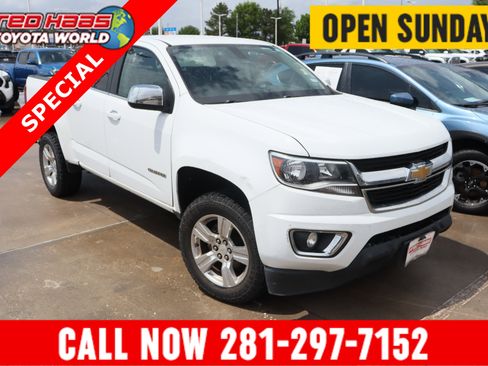 Used 2017 Chevrolet Colorado LT w/ LT Convenience Package image 1