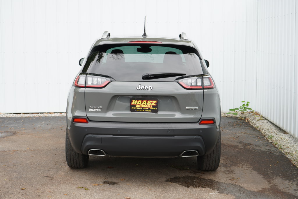 Used 2021 Jeep Cherokee Latitude Lux w/ Comfort/Convenience Group AWD/4WD image 5