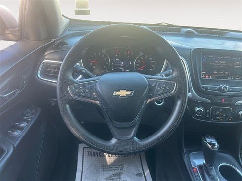 Used 2021 Chevrolet Equinox LT image 12