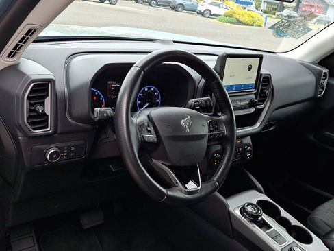 Used 2021 Ford Bronco Sport Big Bend w/ Big Bend Package (96B) AWD/4WD image 16