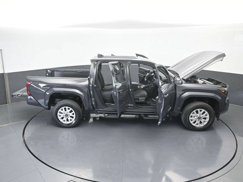 Used 2024 Toyota Tacoma SR5 RWD image 68