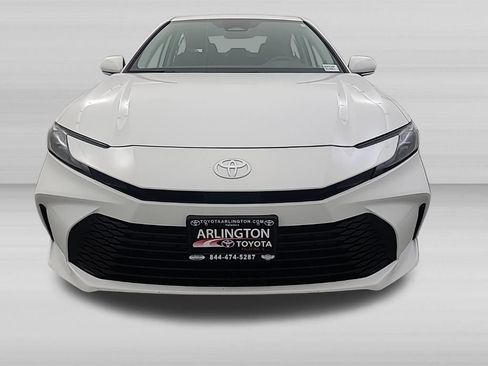 Used 2026 Toyota Camry LE FWD image 8